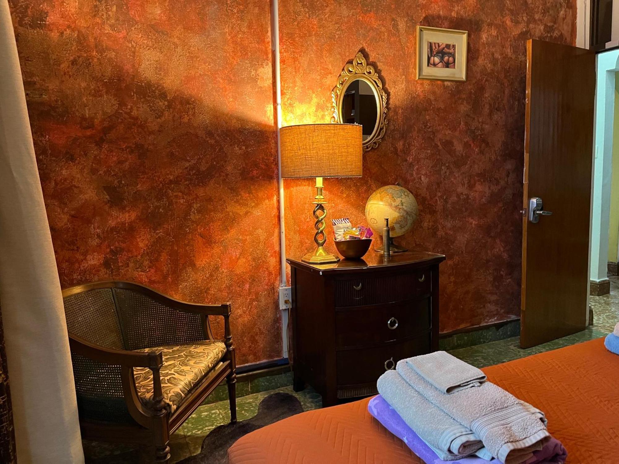 Lower Price, More Style, Discount Studio In San Juan,Pr, Beach, Free Bikes (Adults Only) * San Juan