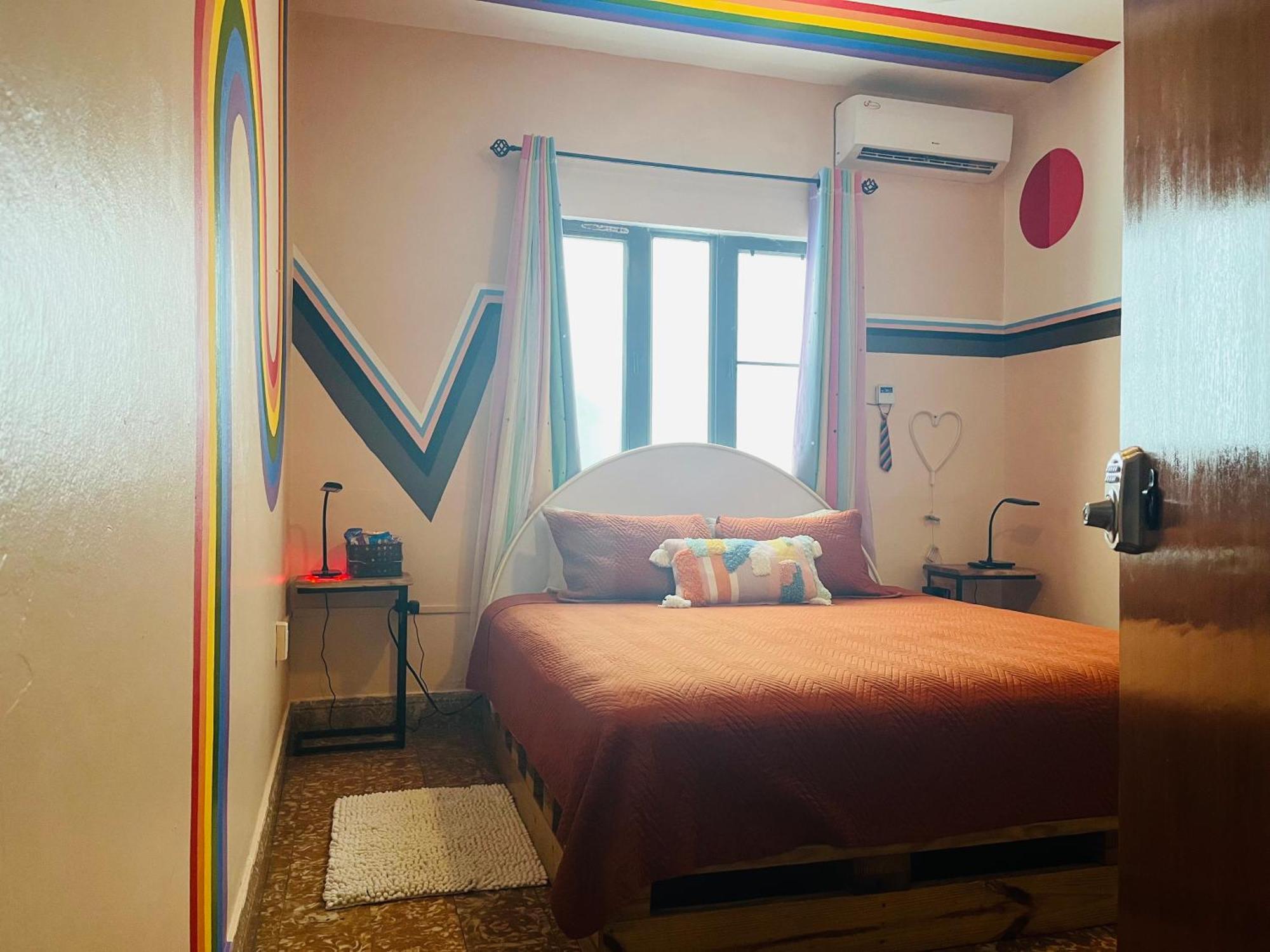 Lower Price, More Style, Discount Studio In San Juan,Pr, Beach, Free Bikes (Adults Only) Apartment