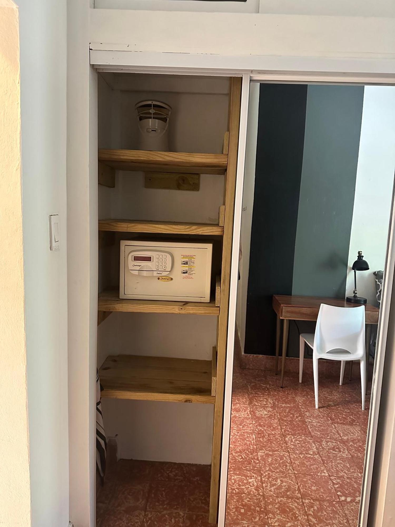 Lower Price, More Style, Discount Studio In San Juan,Pr, Beach, Free Bikes (Adults Only) Apartment