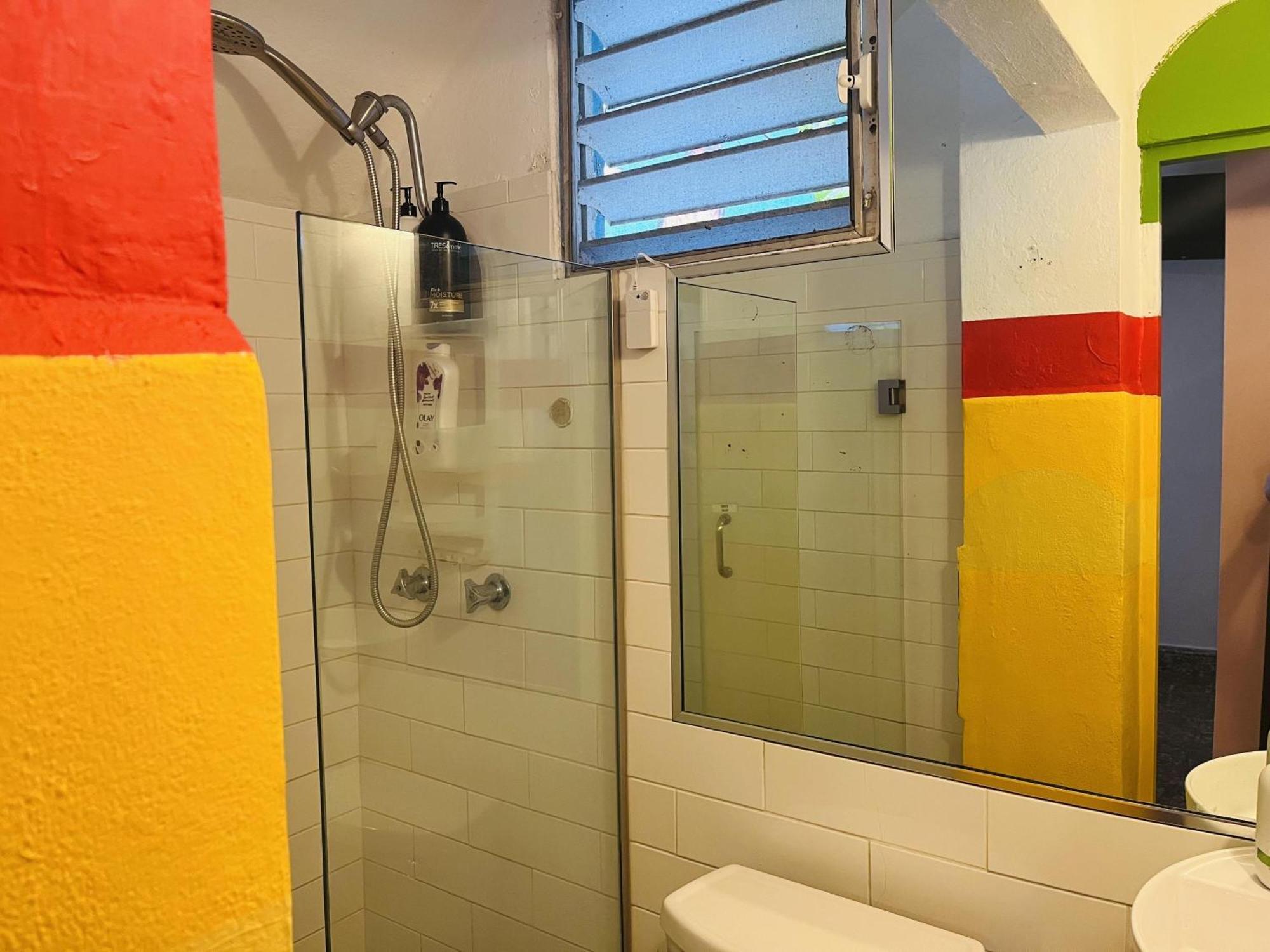Apartment Lower Price, More Style, Discount Studio In San Juan,Pr, Beach, Free Bikes (Adults Only) San Juan