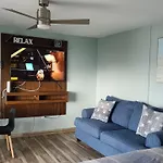 Beautiful Remodeled Condominiun With An Impecable View To The Beach And City Avenues Walk Distance To The Beach