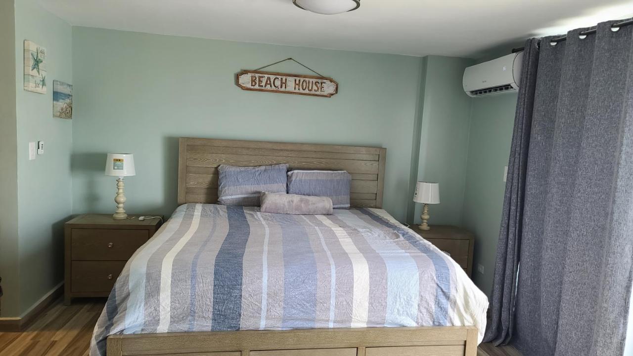 Beachfront Serenity: Remodeled With Views * San Juan