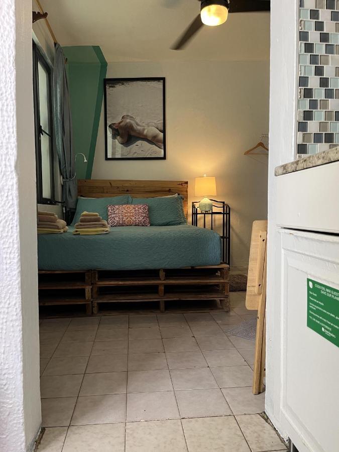 Coqui Del Mar Lgbtq Clothing Optional Guesthouse (Adults Only) Apartment *