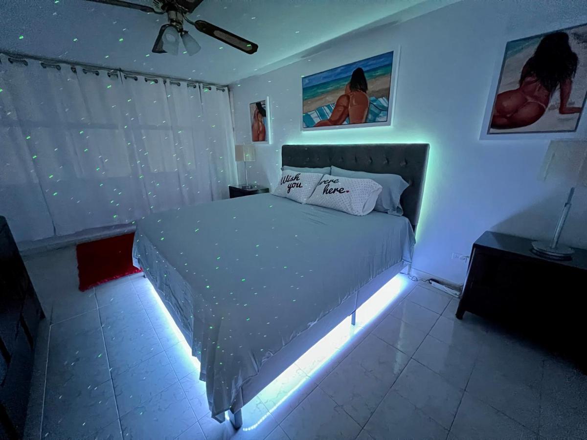 Beachfront Tropical Tantra Apartment San Juan