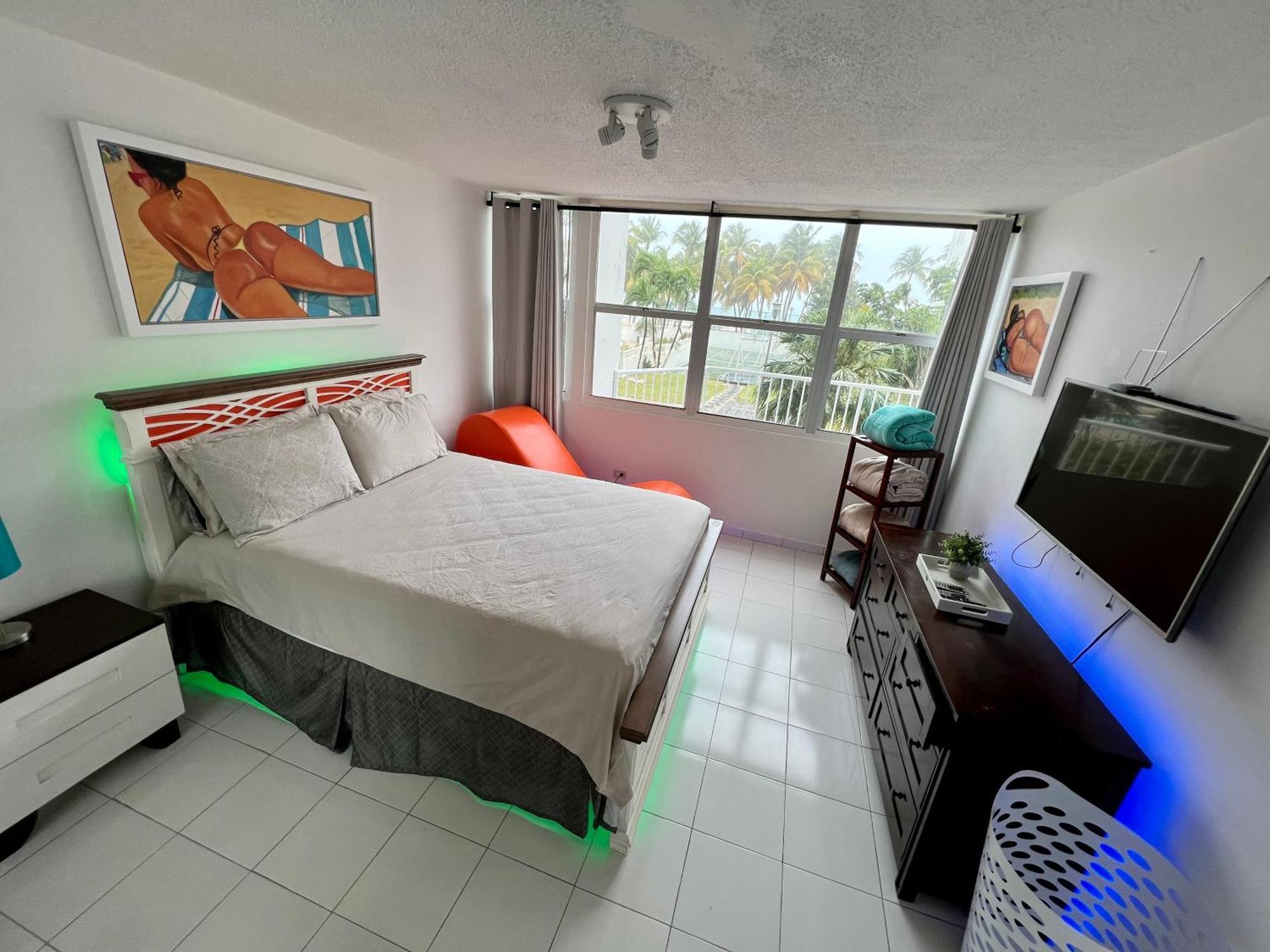 Beachfront Tropical Tantra Apartment