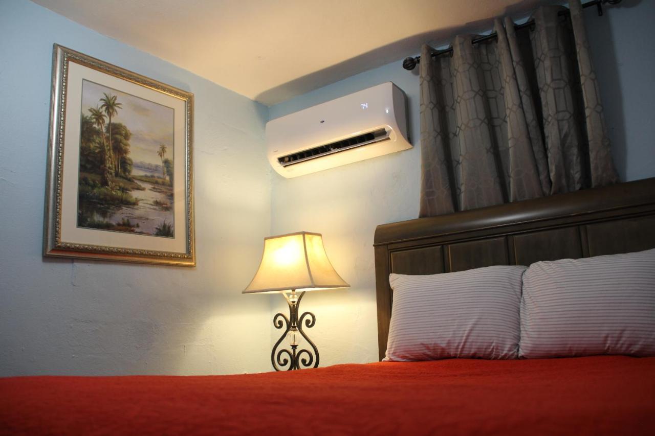 Aponte-walking Distance To Ocean Park Beach, Restaurants, Bars, Trendy Calle Loiza Bahay bakasyunan