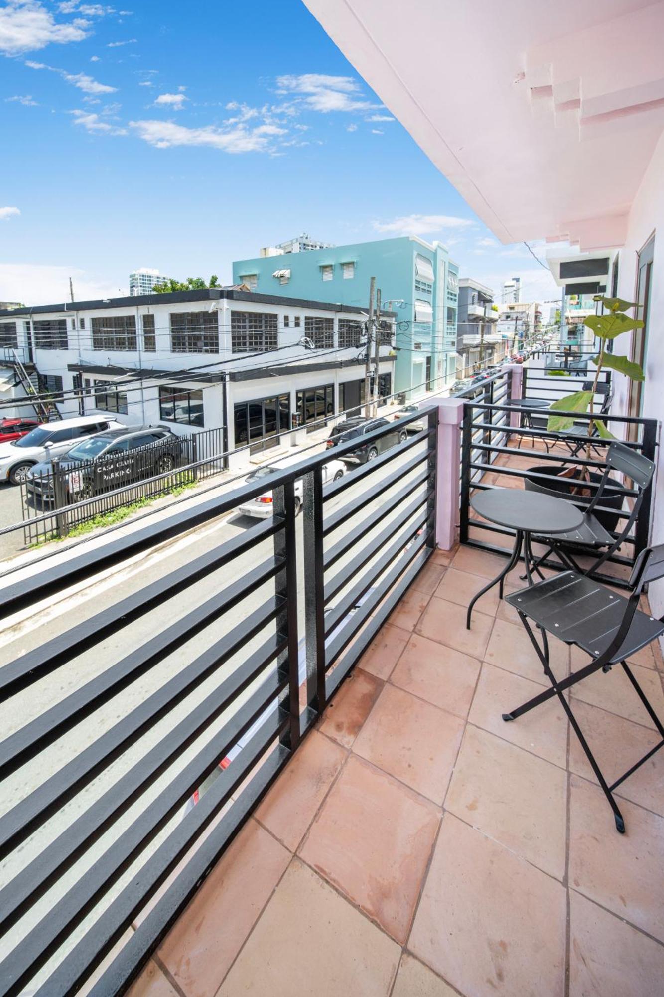 12 Sunlit Balcony Near Calle Cerra * San Juan